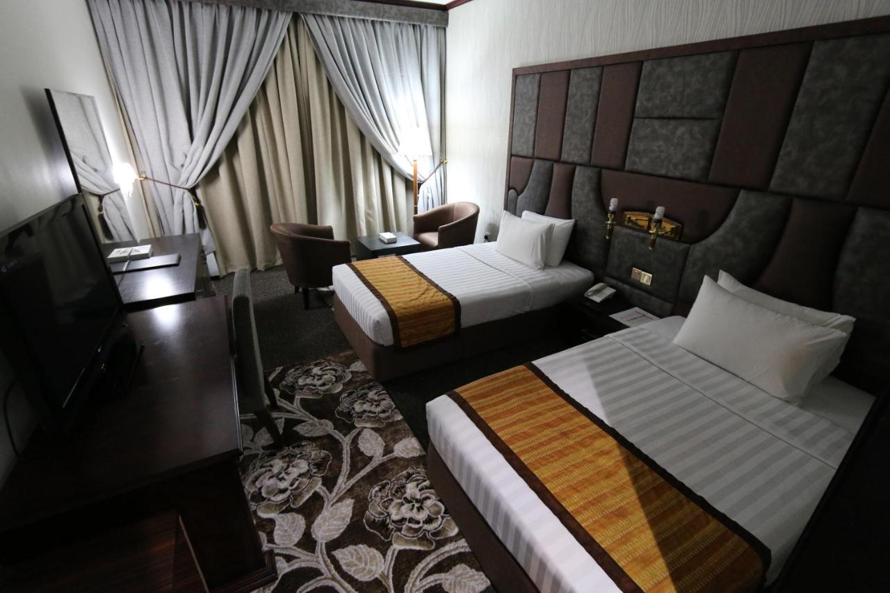 Grand Mayfair Hotel Dubai Esterno foto