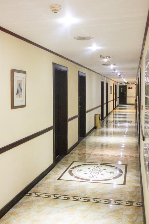 Grand Mayfair Hotel Dubai Esterno foto