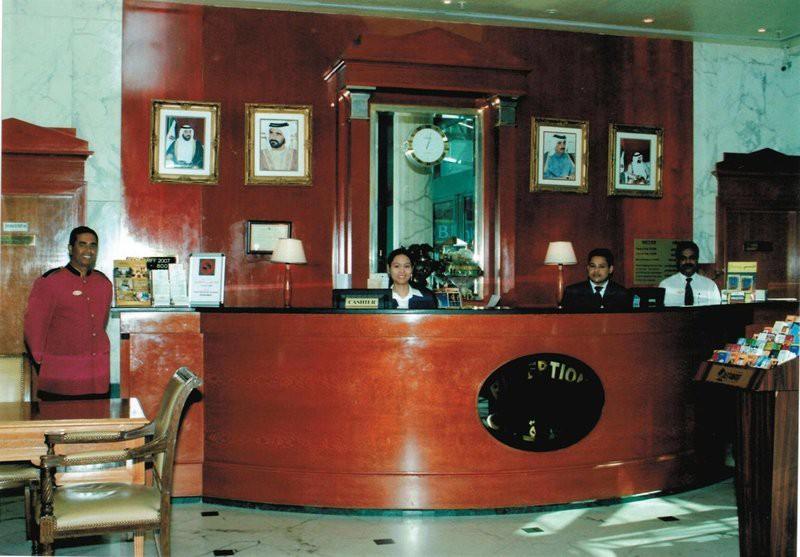Grand Mayfair Hotel Dubai Esterno foto
