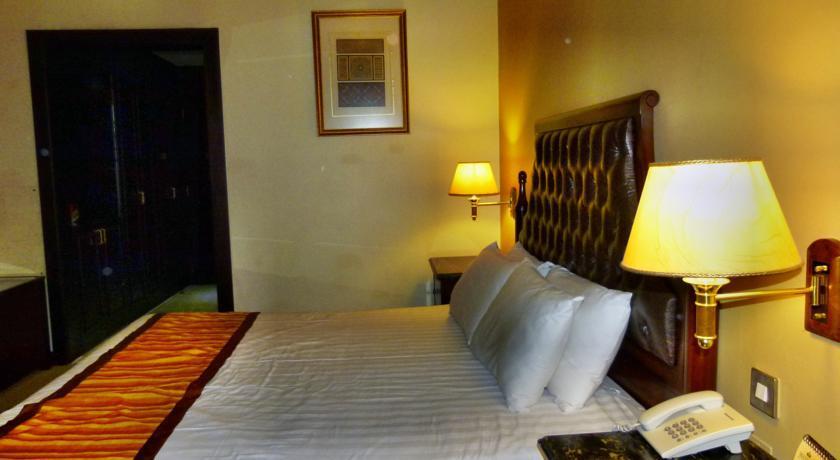Grand Mayfair Hotel Dubai Esterno foto